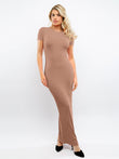 Model in Popilush® Shaping Maxi Dress - comfortable fit