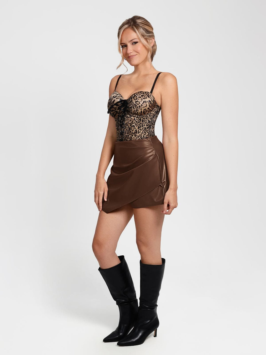 Popilush® （DRAFT）Shapewear Faux Leather High-Waisted Skort