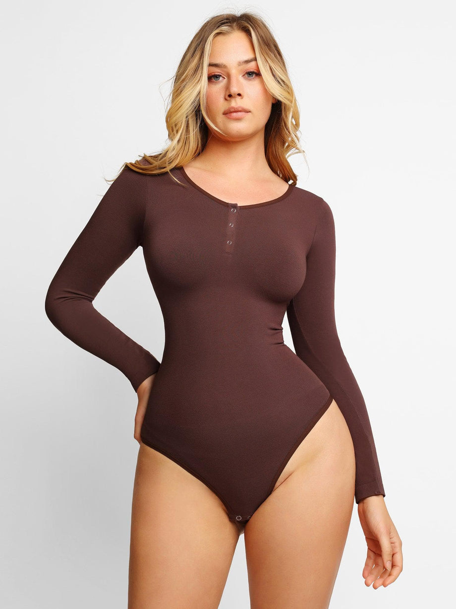 Premium AI Image  Clothers Shapewear Bodysuits Seamless Shaping Bodysuits  Open Tight Clothing for Gym Sports Basic