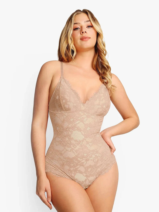 Body string en dentelle à effet lissant et à contrôle ferme Shapewear